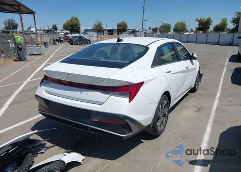 2024 Hyundai Elantra Sel z USA, uszkodzony, nr VIN KMHLS4DG8RU802822